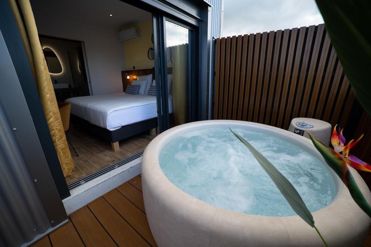 Maison Le Patio Jacuzzi Saint-Denis Extérieur photo