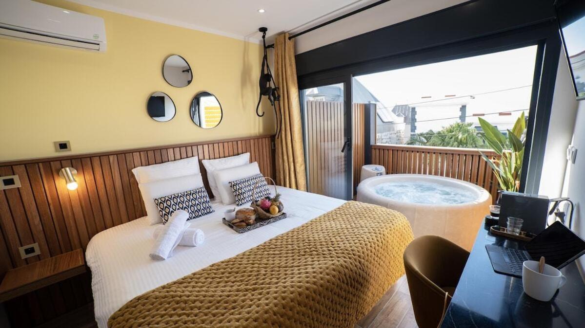 Maison Le Patio Jacuzzi Saint-Denis Extérieur photo
